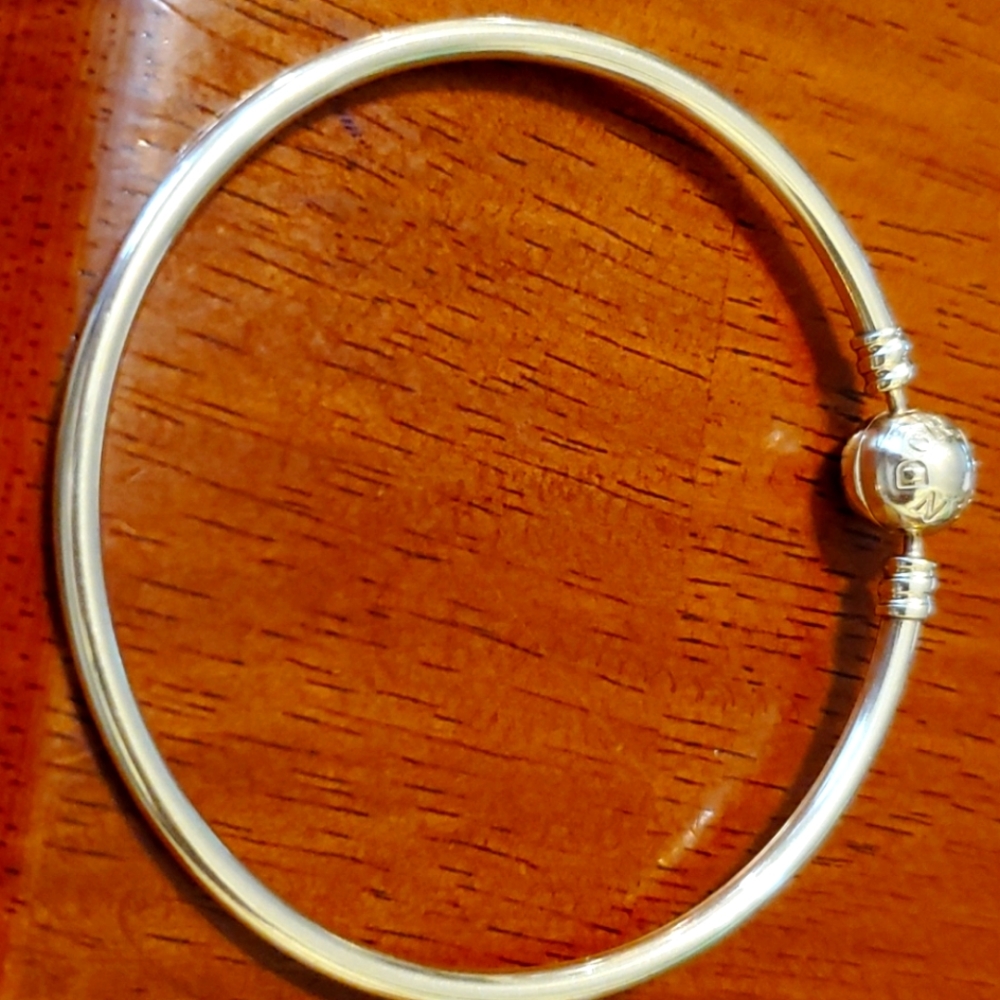 Pandora bangle